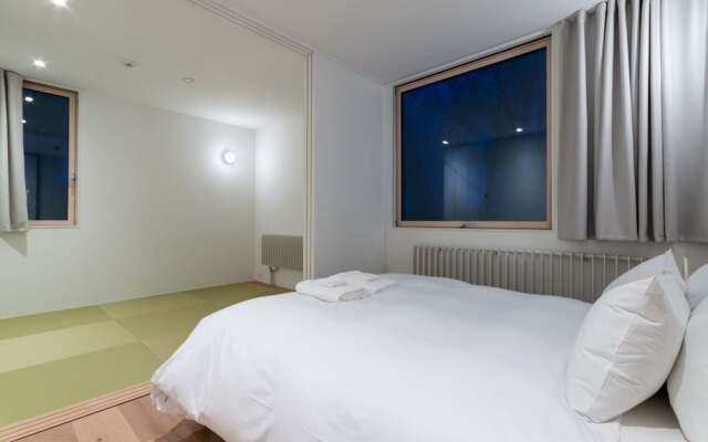 Chalet W by H2 Life