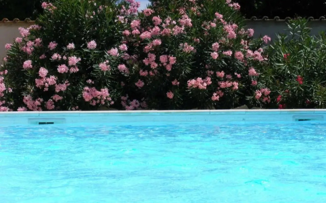 Hugo Comfortable Holiday Residence