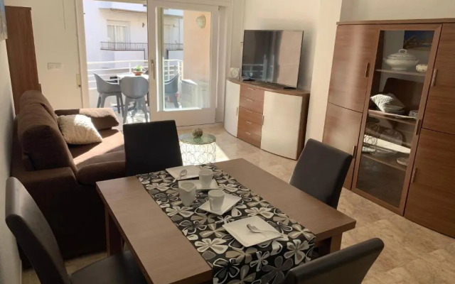 Acogedor Apartamento En Roses - 50m Playa - WIFI - Aire Acondicionado