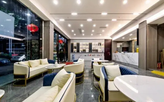H Yi Select Hotel (Huidong OCT Tianhong Branch)
