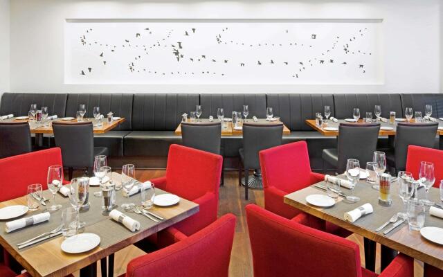 Mövenpick Hotel Zuerich-Airport