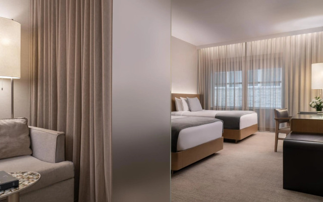 The Knickerbocker Hotel