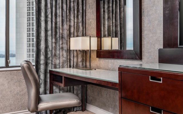 The Westin Harbour Castle, Toronto - Image 4