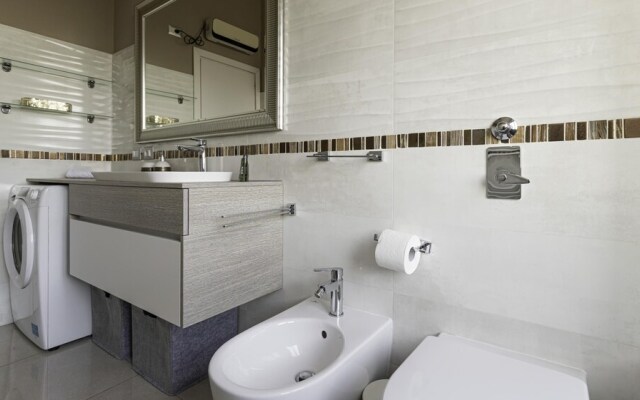 Padova 115 in Milan With 1 Bedrooms and 1 Bathrooms