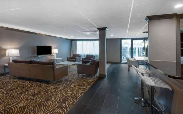 Wyndham Lancaster Resort & Convention Center