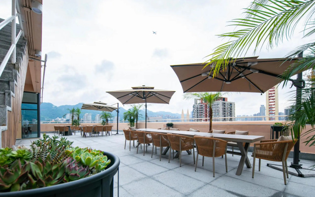 Bai Xiang Hotel (Unavailable)