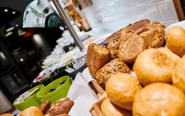 Holiday Inn Dusseldorf City Toulouser Allee by IHG
