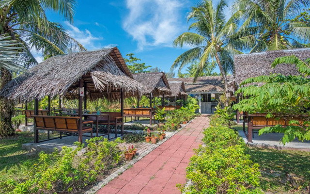 ThaiLife Wellness and Meditation Resort