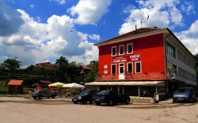 Suhin Dol Hotel