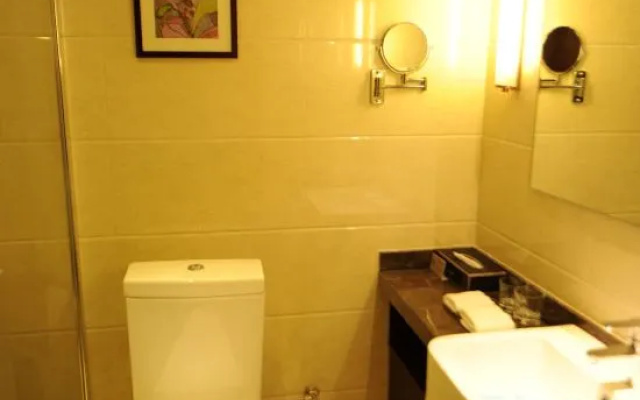 Tangyue Hotel – Bathroom – Yanan