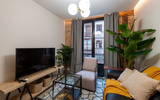 Renovado y céntrico apartamento con AC