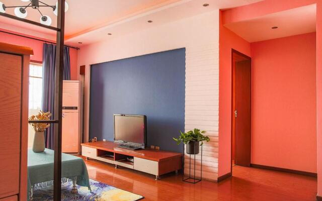 Henan Kaifeng·Gulou Square· Locals Apartment 00138460