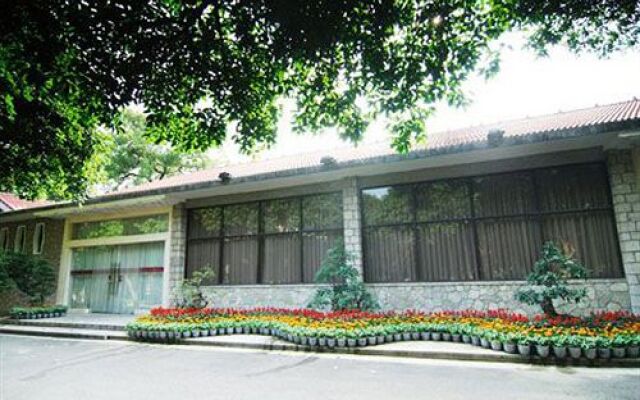 Guilin Ronghu Lake Hotel