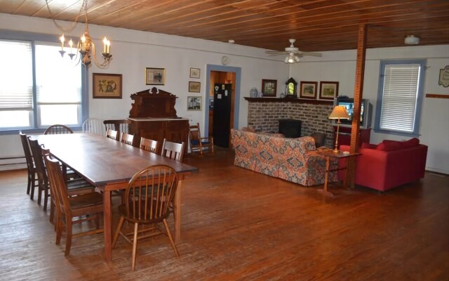 Ellerbe C - 5 Br Home