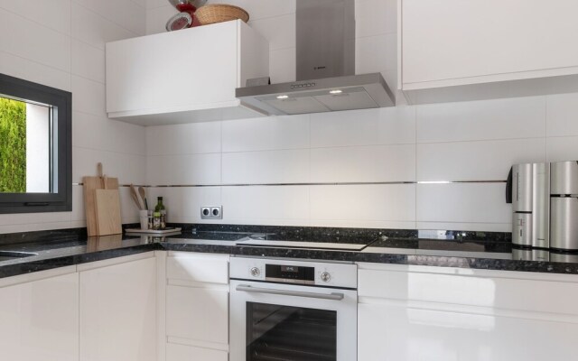 Comfortable Villa in Calpe With Pool, Terrace & Garden