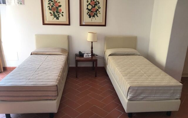 Stylish Studio With air Conditioning Near the Tuscan Coast