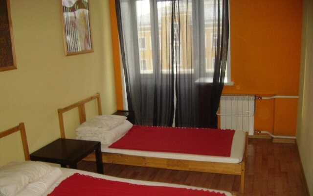 Titmous House Hostel