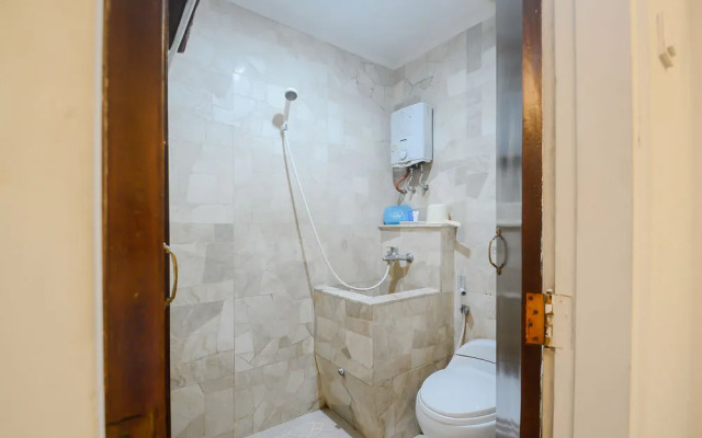 Rehat at Hotel 10 Buah Batu