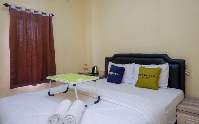 Urbanview Hotel Sindu Kusuma Edupark
