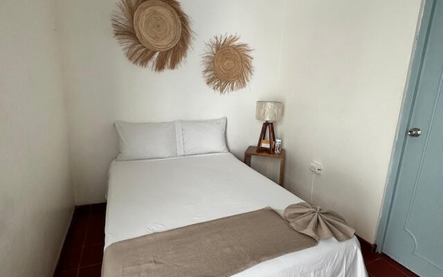 Creta Hotel & Suites