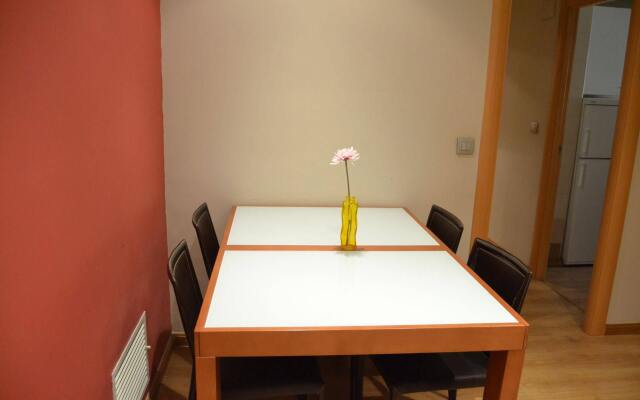 Apartamentos Dos Torres - Alierta