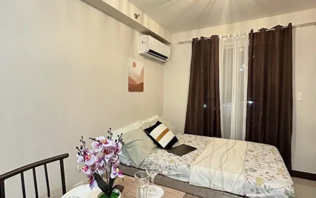 Studio Retreat with Balcony and Pool