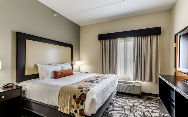 Holiday Inn Express & Suites Cedar Falls - Waterloo by IHG