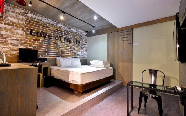 Ariel Hotel
