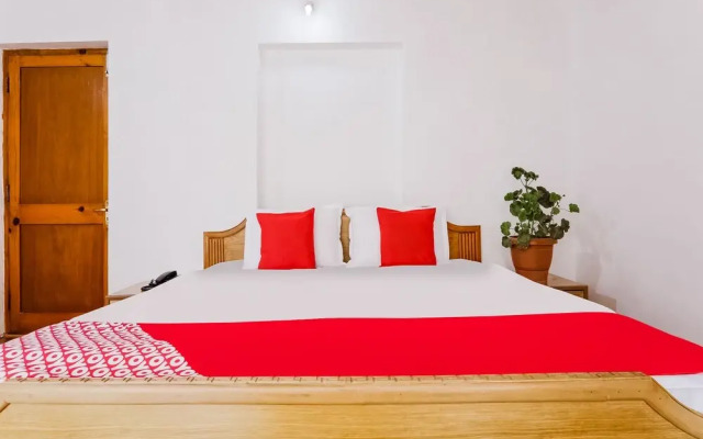 OYO 41662 Semskit Guest House