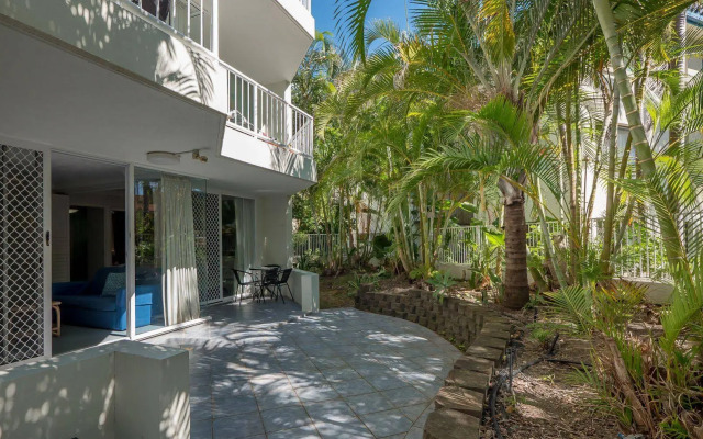 Santa Anne By The Sea