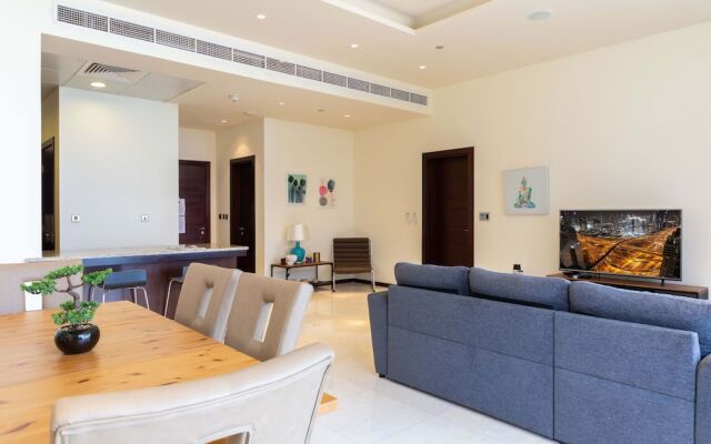 Tiara Residence - Ruby