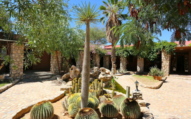 Solitaire Guest Farm