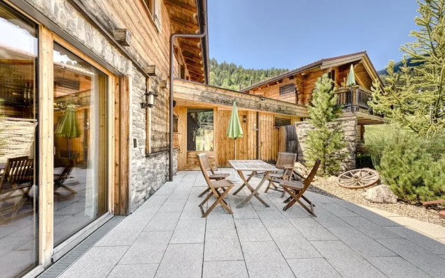 Uralp Royal by A-Appartments