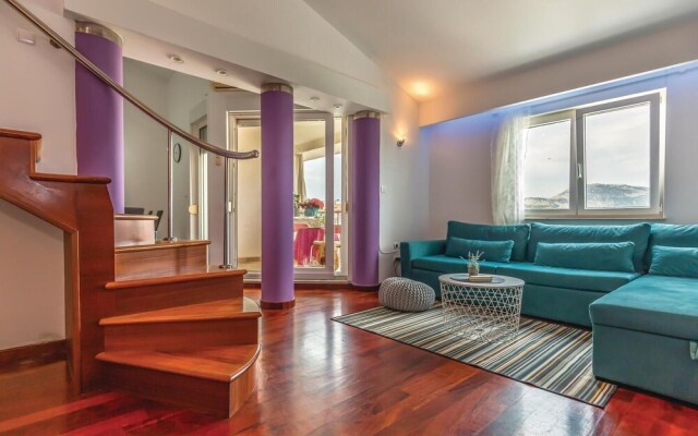 Amazing Apartment in Metkovic With Wifi and 2 Bedrooms