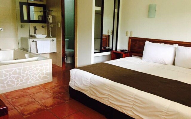 Copacabana Hotel And Suites - Adults Only
