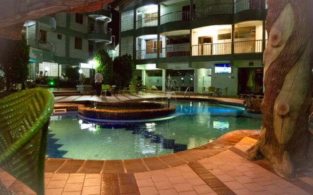 Ange Hill Hotel