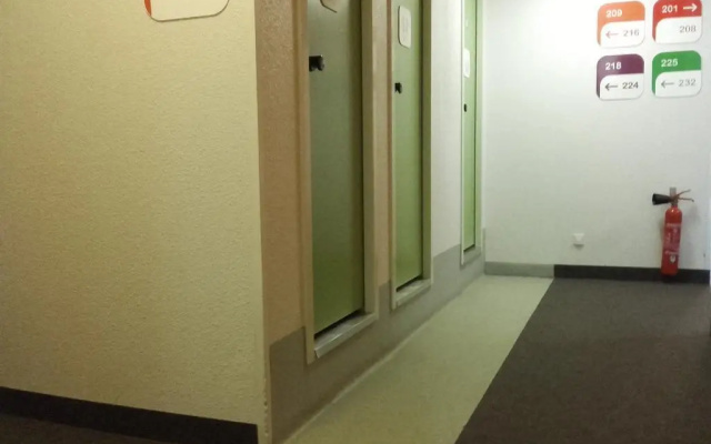 Hotel F1 Montauban