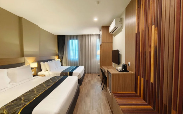 Zoom Hotel
