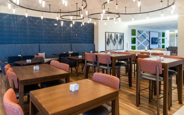 Hilton Garden Inn Mattoon,  Il