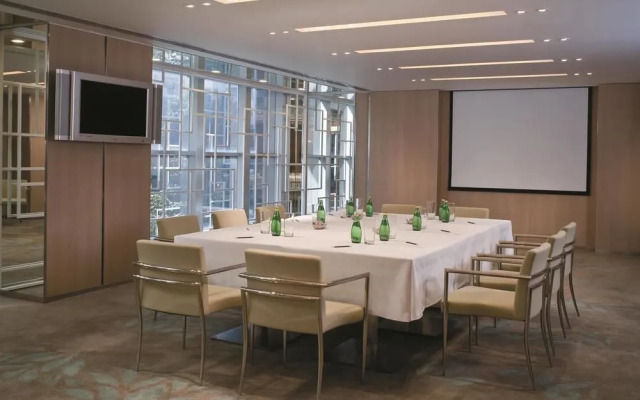 Club Lounge at Hotel Jen Hong Kong