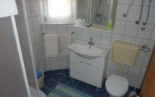 Three bedroom apartment & studio - Apartments Ždrijac