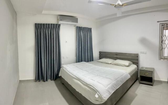 Private 3 Bedroom Home in Gated Community B's Guest House