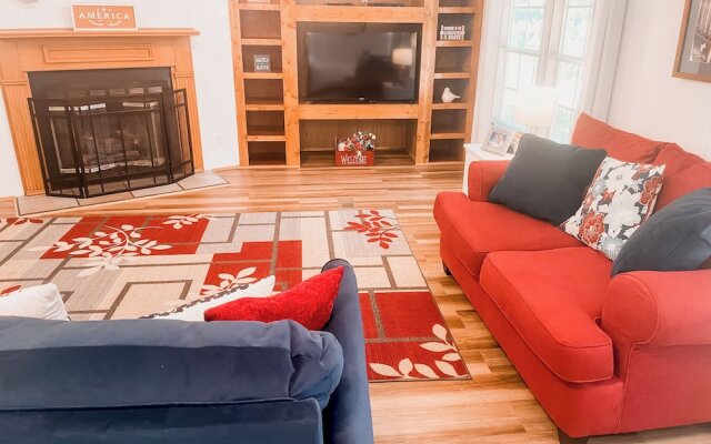 669 Rainbow Landing Dr