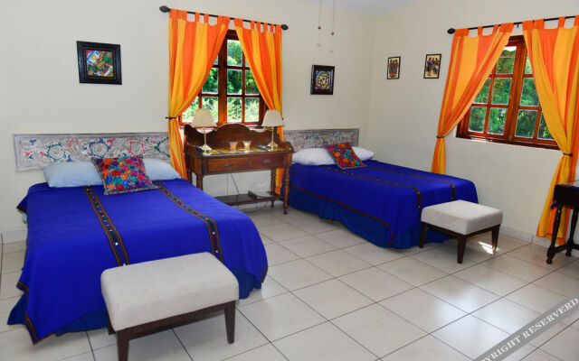 Hotel Maya