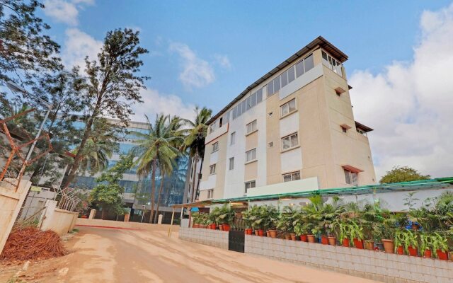 OYO 451 Goyal Residency