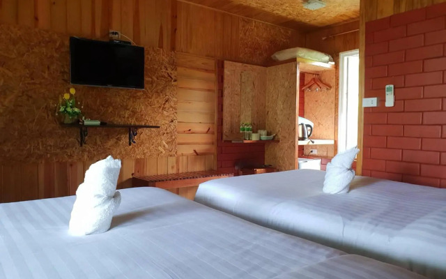 Baan Suan Hill Resort