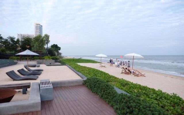 Baan Thew Thalay Aquamarine Cha-am