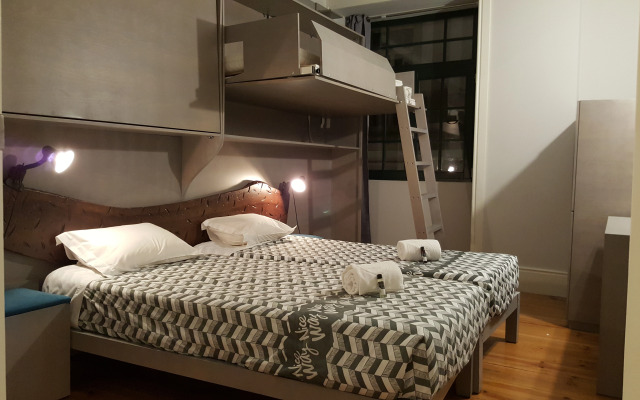 Nice Way Porto Hostel