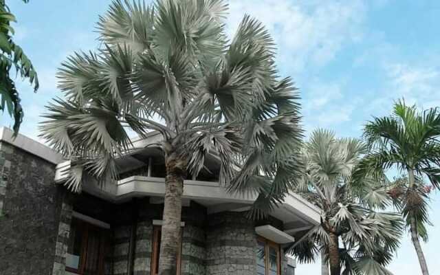 Kyriad Pejaten Suites