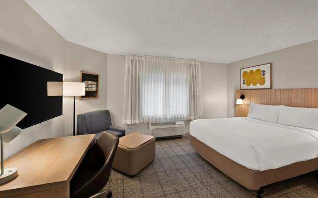 Sonesta Simply Suites Birmingham Hoover